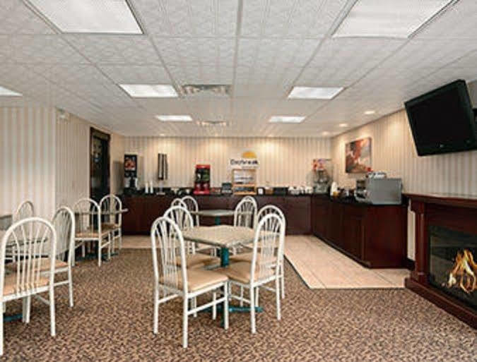 Days Inn By Wyndham גרנטוויל מראה חיצוני תמונה
